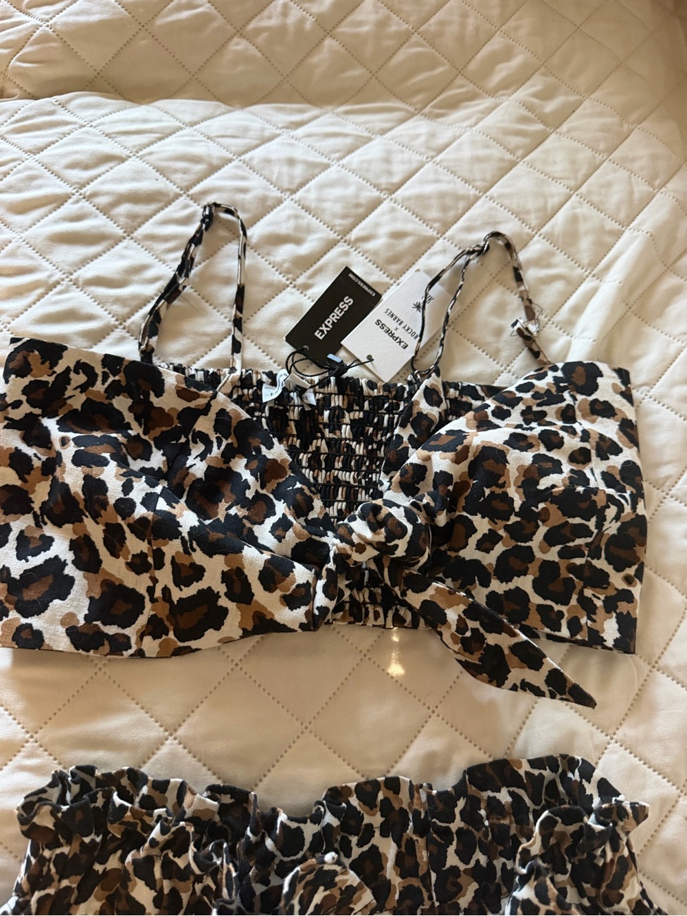 Express Leopard Print Set - Picture 13 of 15
